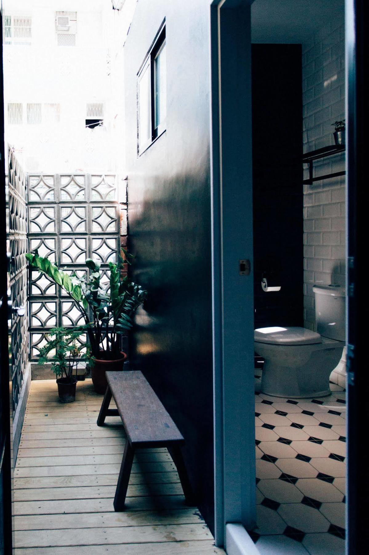 被愛咖啡小旅館 Birdeye Garden Tainan Exterior photo